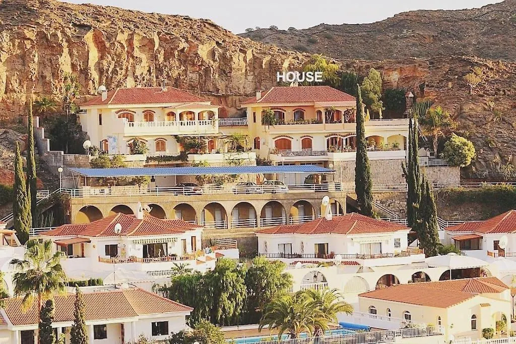 Holiday home Nyrenovert Tauro-Villa Med Spektakulaer Utsikt Mogan